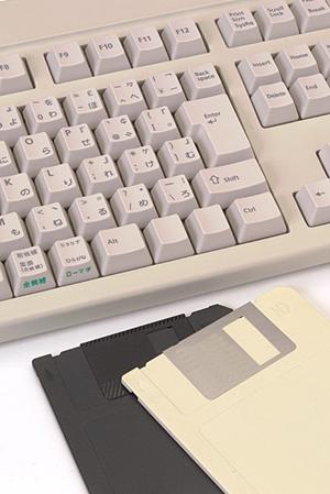 名刺をなるべく自分で作成するには